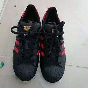 Adidas superstar
